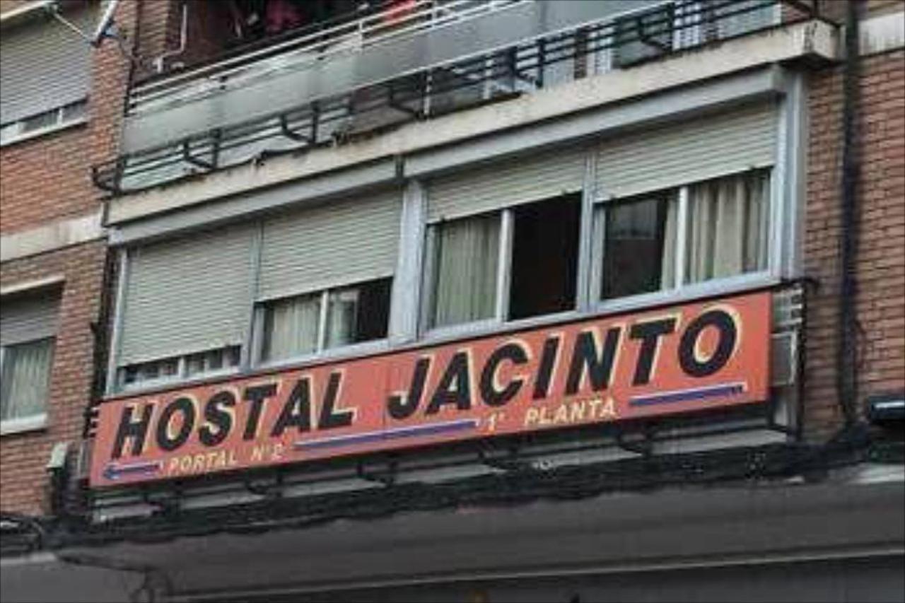 Hostal Jacinto Alcalá de Henares Exterior foto